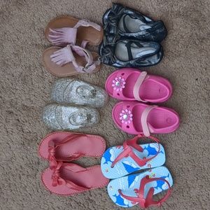 Bundle of size 5c slippers/shoes